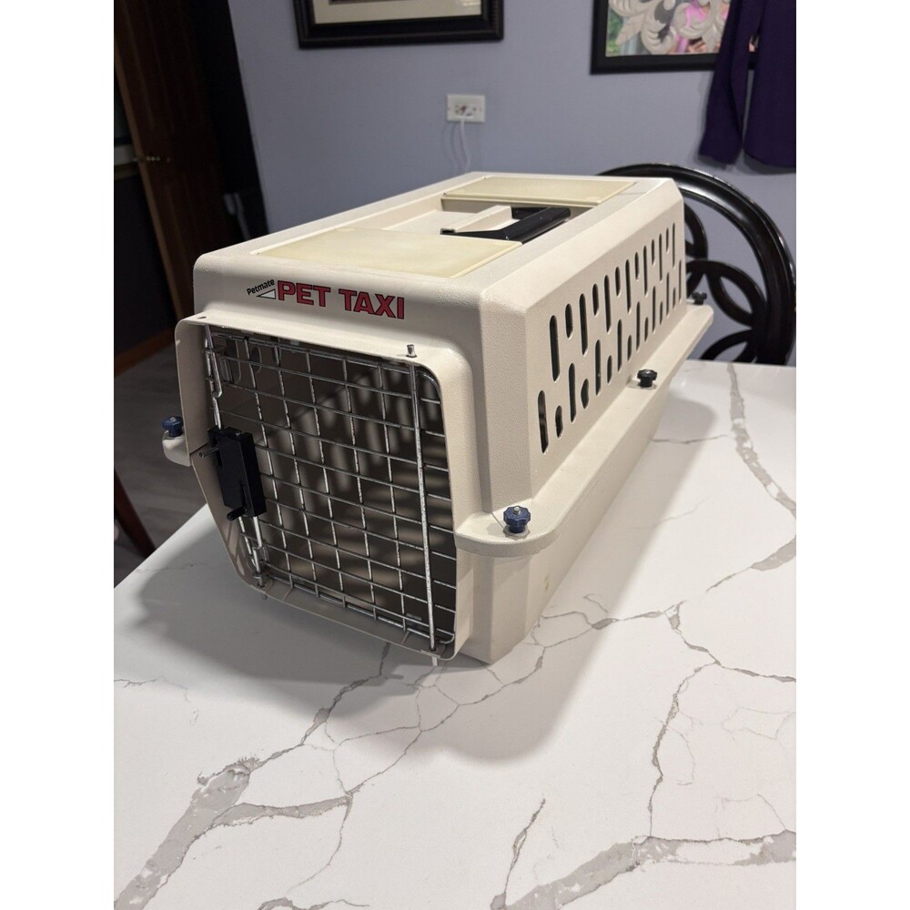 Vintage Petmate Pet Taxi Hard Plastic Dog Travel Crate Carrier Metal Door Small
